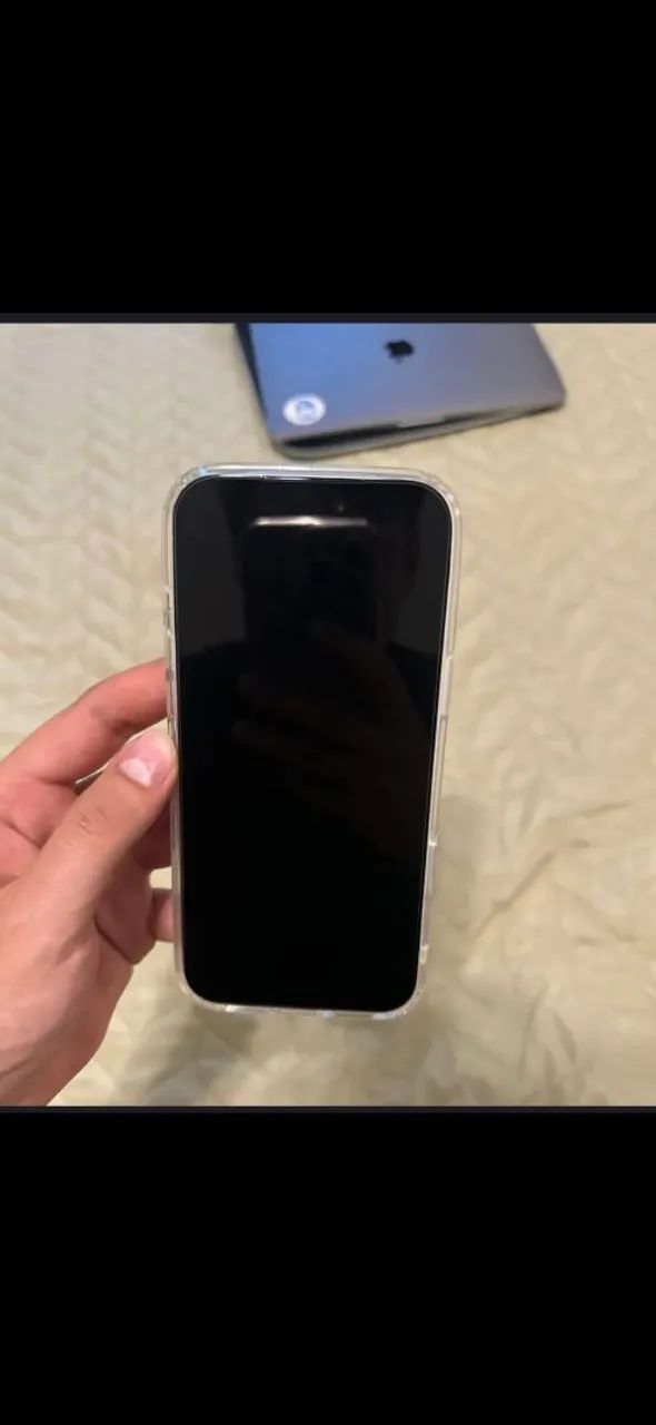 IPhone 17 pro max..