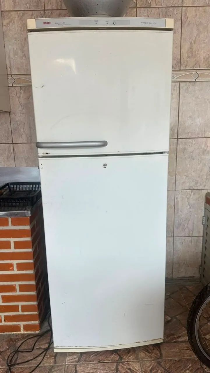 Geladeira duplex Bosch (não gela) - Foto 2