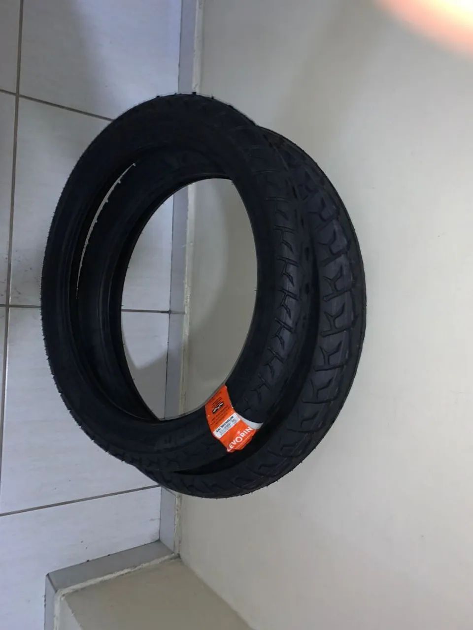 Pneu Levorin Matrix 80/100-18 100/90-18 - Foto 6