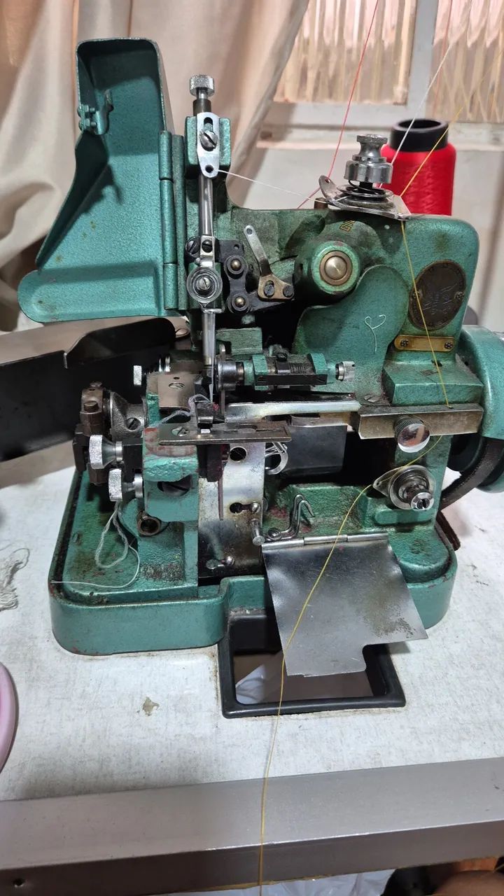 Máquina de Overloque