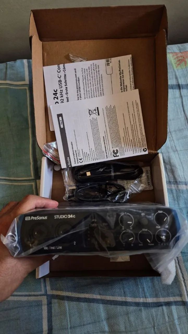 Interface de áudio Presonus Studio 24c - Foto 3