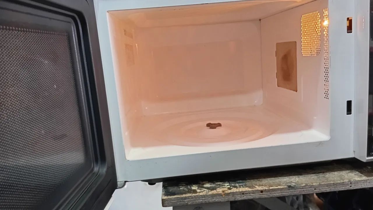 Microondas 30L Midea espelhado  - Foto 2
