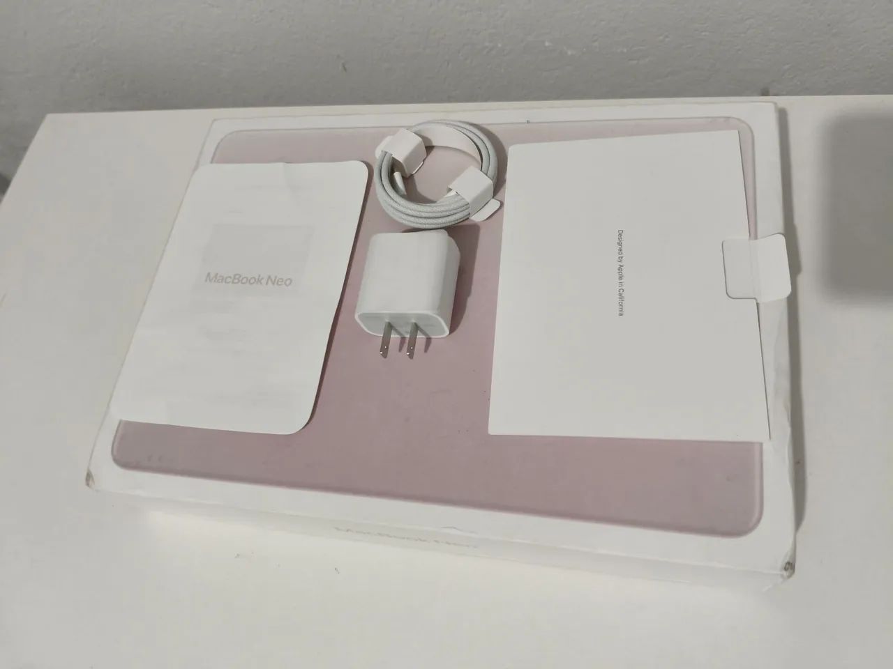 MacBook neo  rosa APLE A18 PRO 256 GB LACRADO  - Foto 3