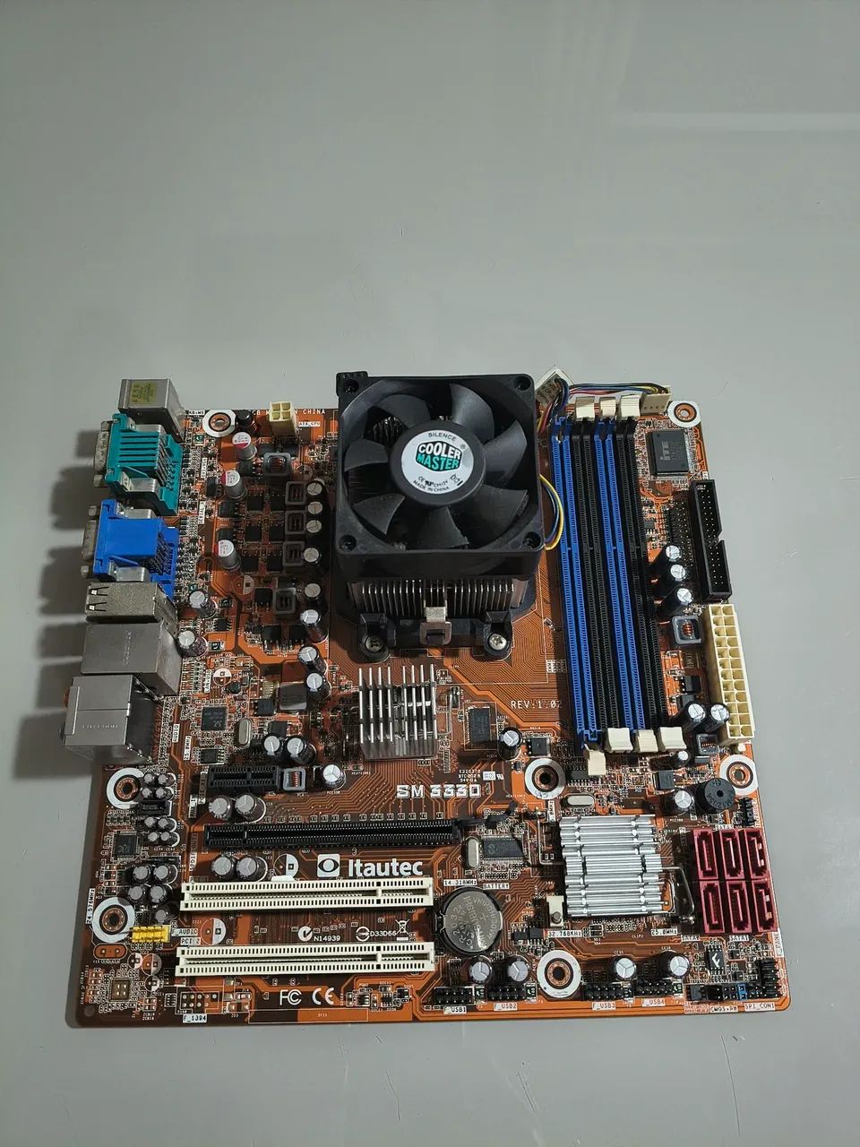 Placa mãe ddr3 com processador AMD 
