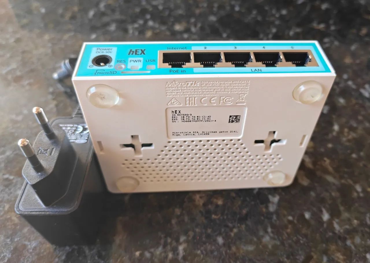 Roteador Mikrotik RB750Gr 3 - Foto 2