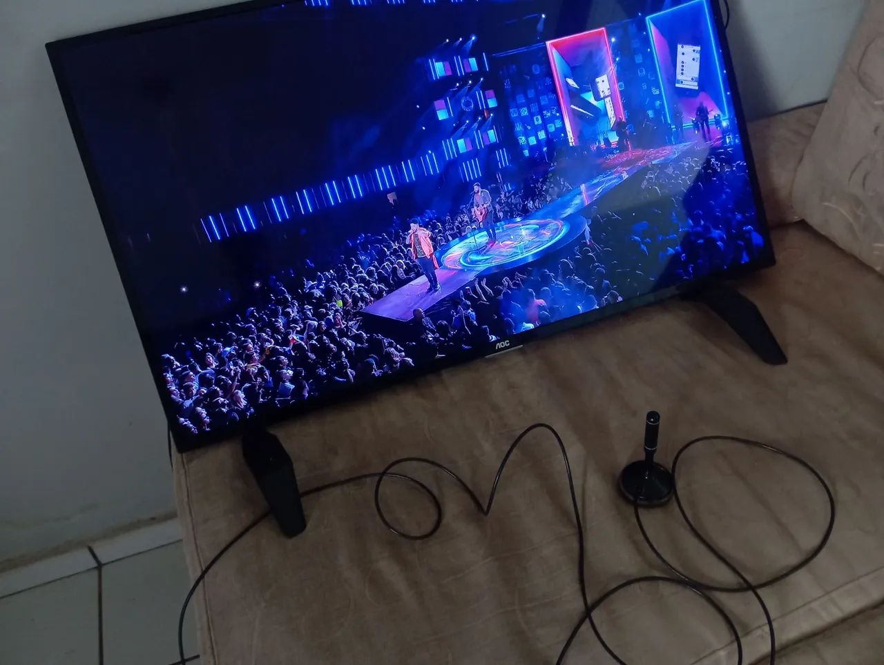 Vendo smart tv 43 oac semi nova - Foto 6