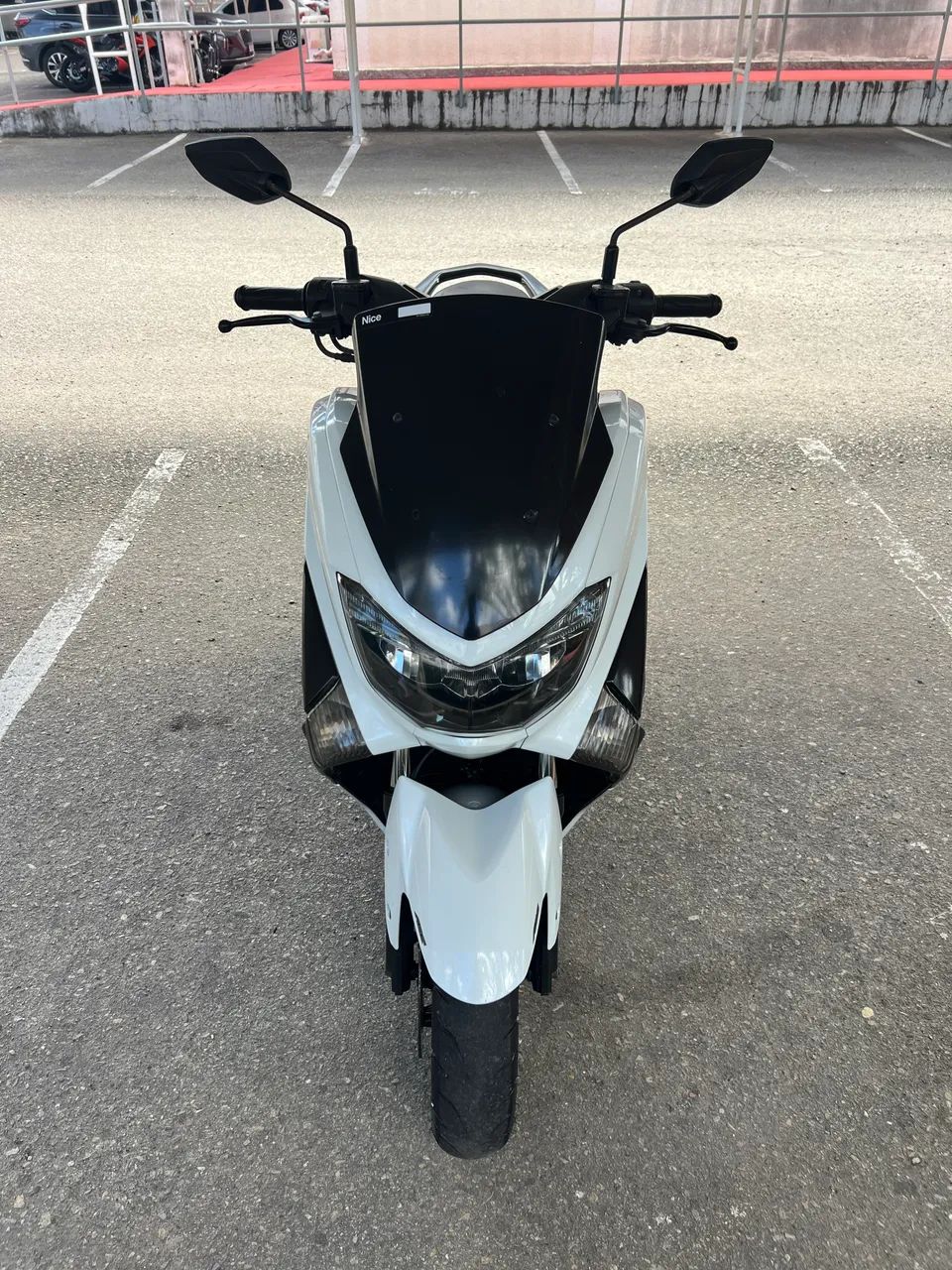 Yamaha NMAX 160 muito conservada 