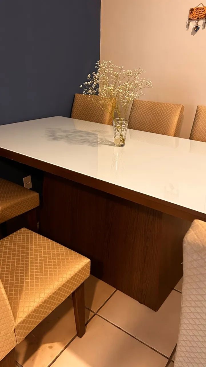 Mesa de Jantar Off White com tampo de vidro branca - Foto 2