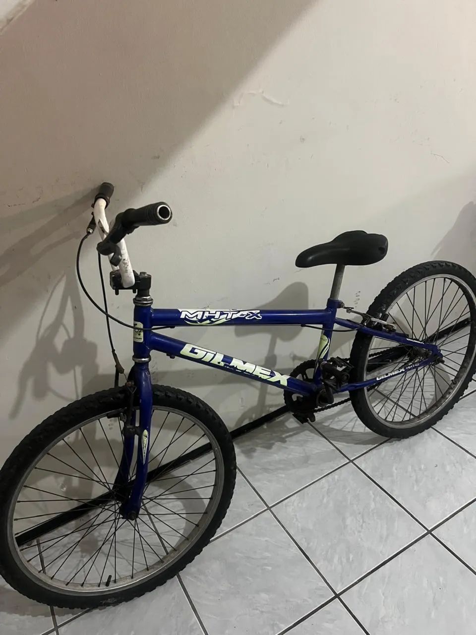 ? BICICLETA GT BMX - usada 