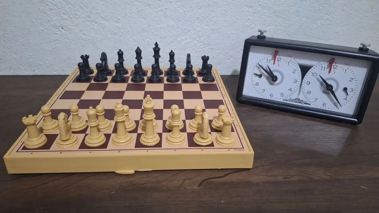 Jogo de Xadrez + Relógio  - Foto 4