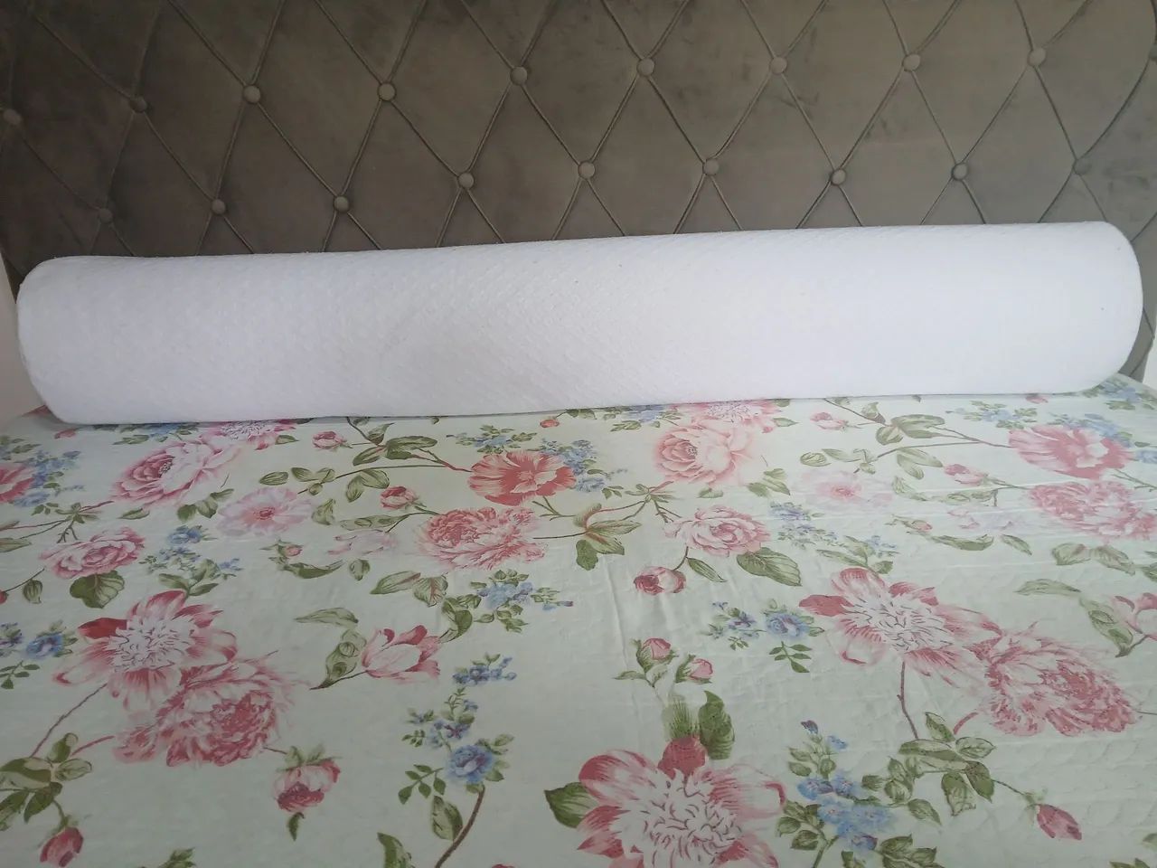 Travesseiro super conservado!!! - Foto 2