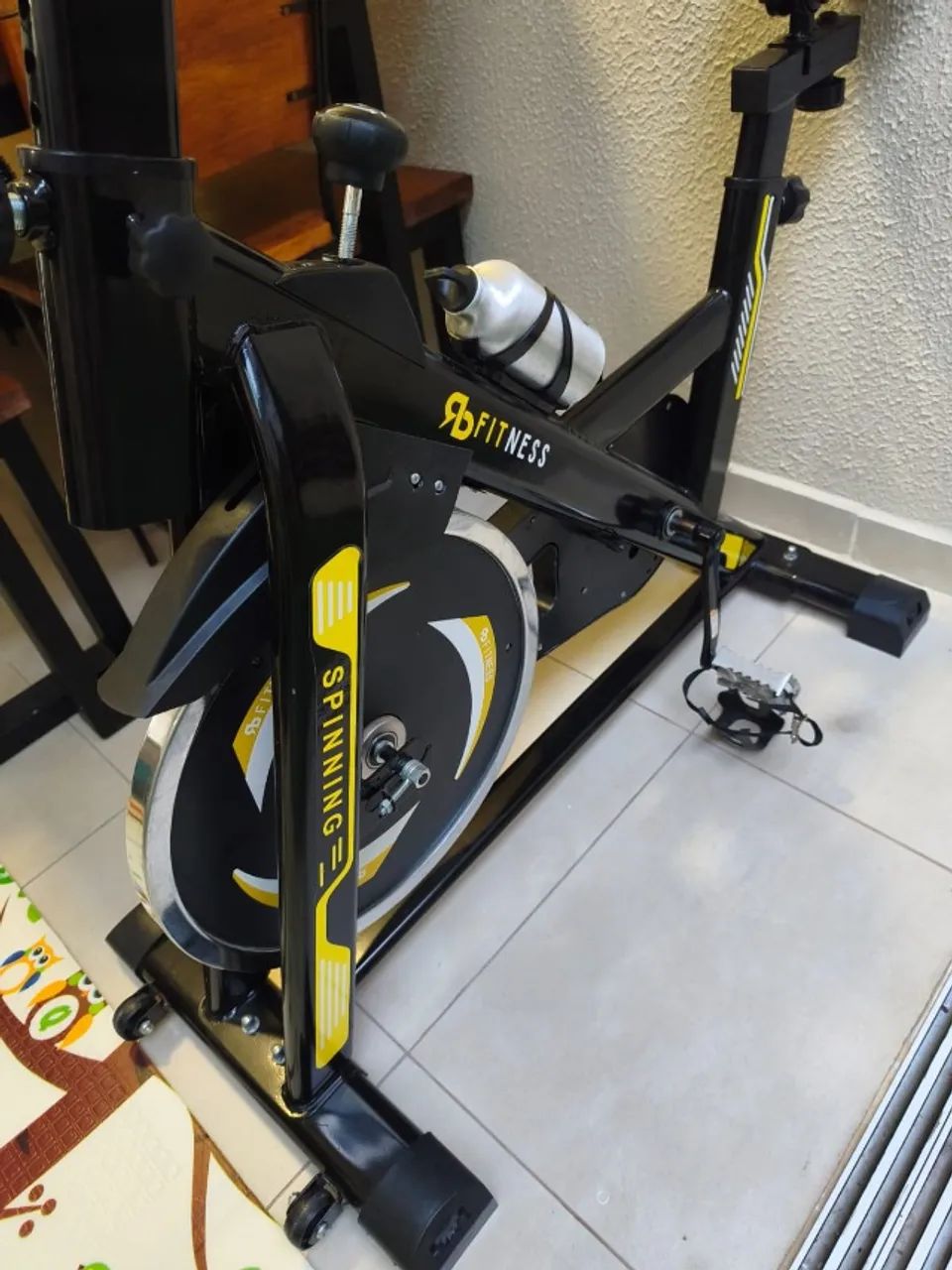 BICICLETA ERGOMÉTRICA SPINNING À VENDA! - Foto 3