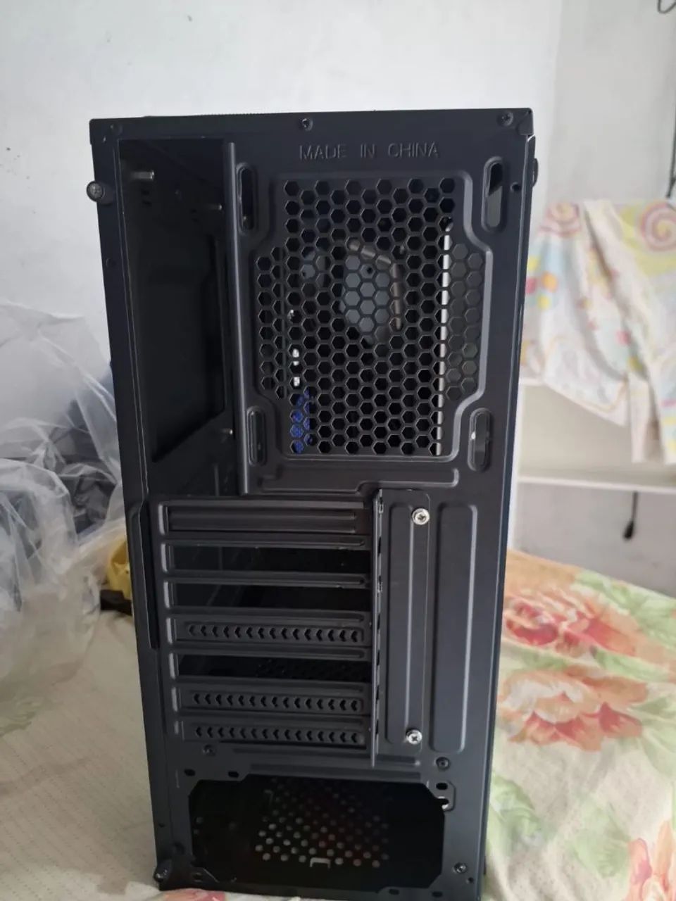 Gabinete gamer com RGB frontal - Foto 5