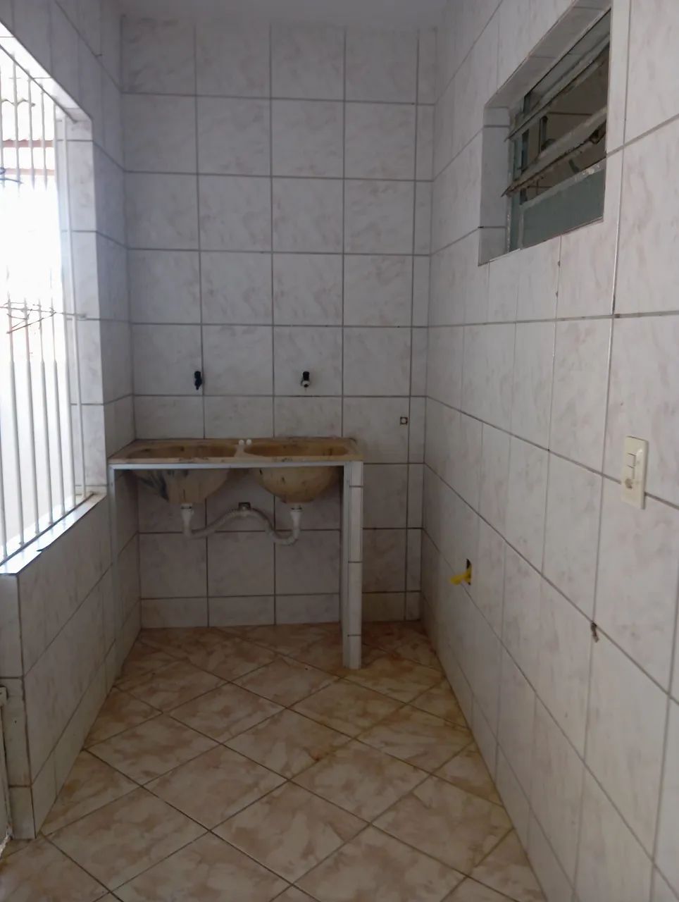 Alugo Excelente Casa em Rio Doce  - Foto 5