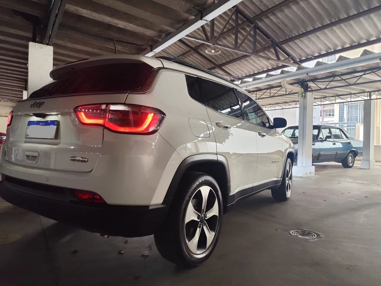 Jeep Compass Longitude 2.0 4X2 Flex 16V Aut. 2017 - Foto 5