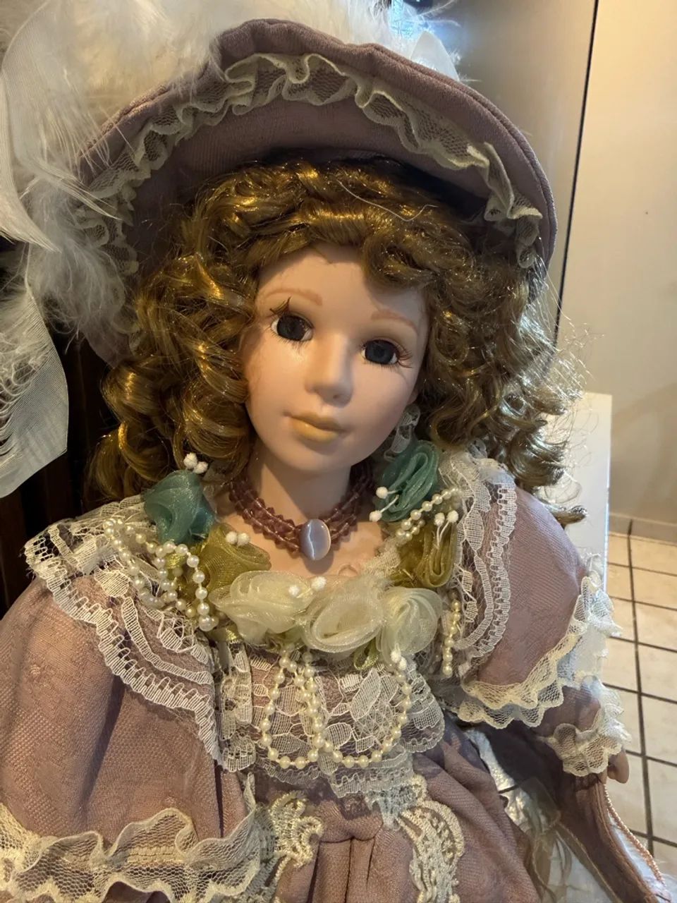 Boneca de porcelana um luxo!