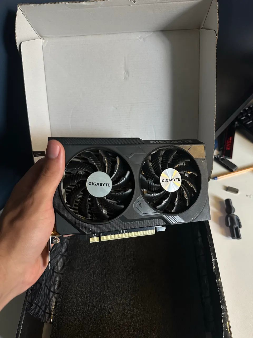 PLACA VIDEO RTX 4060 8GB GIGABYTE