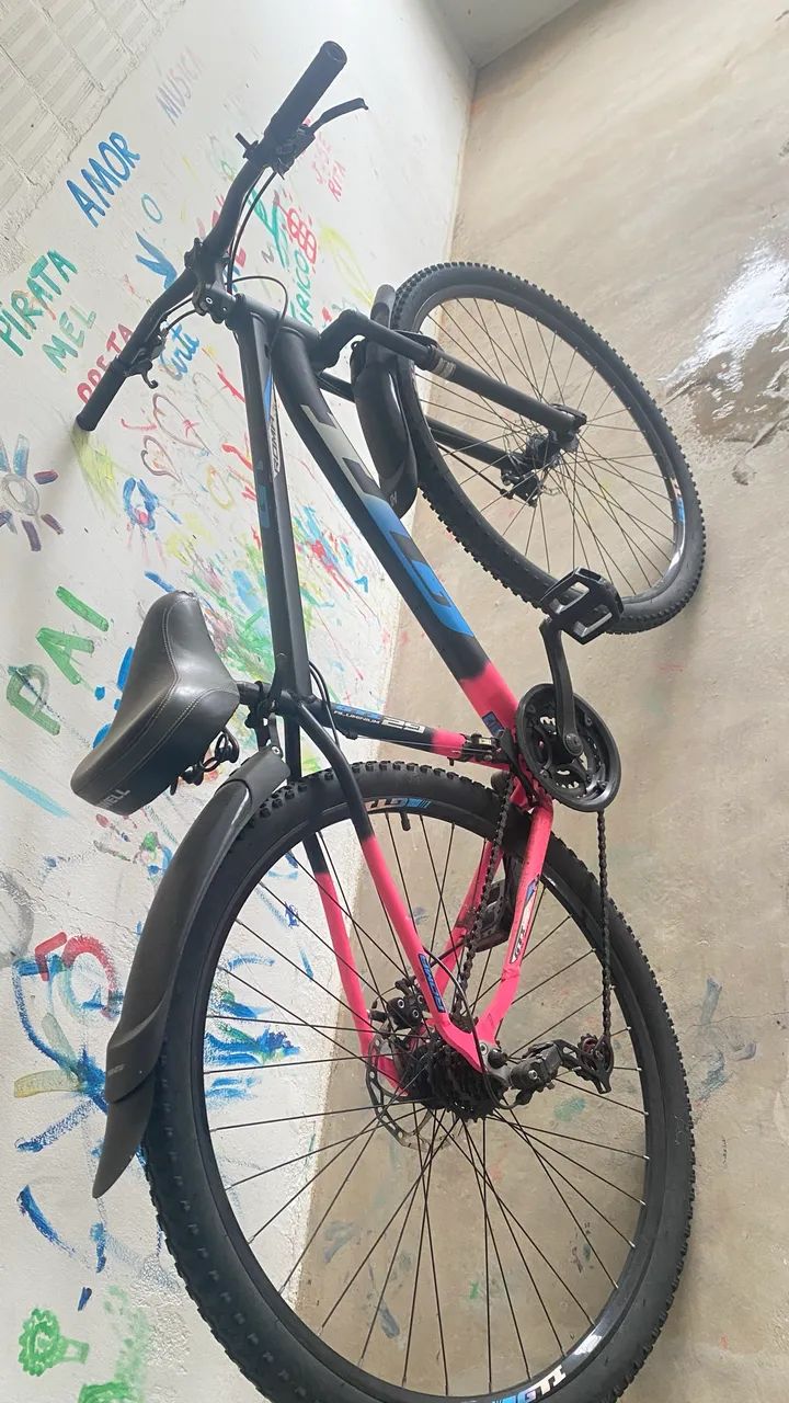 bicicleta aro 29 novinha - Foto 5