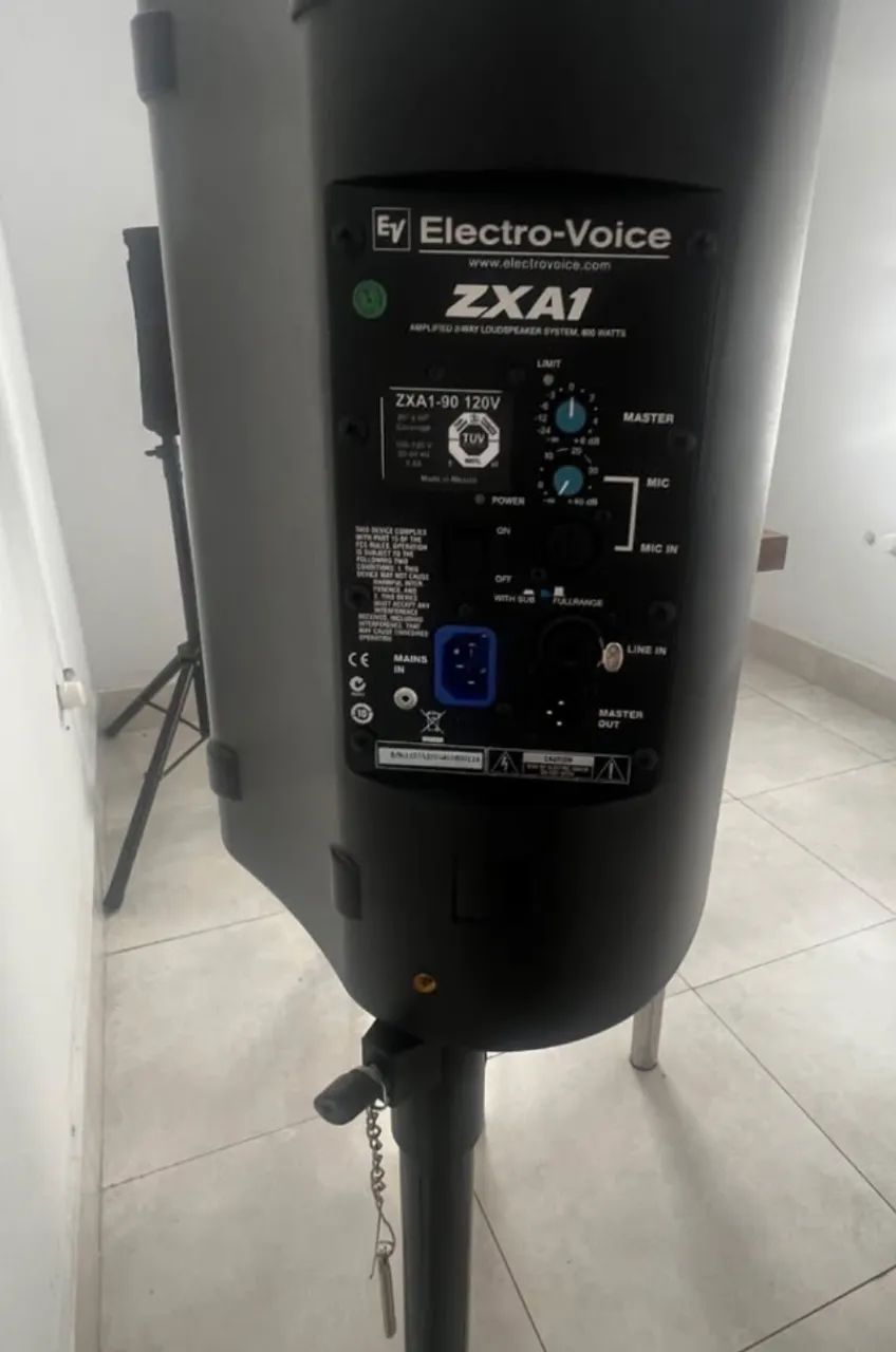 par de caixa ativa Eletro voice EV com capa de protecao - Foto 4