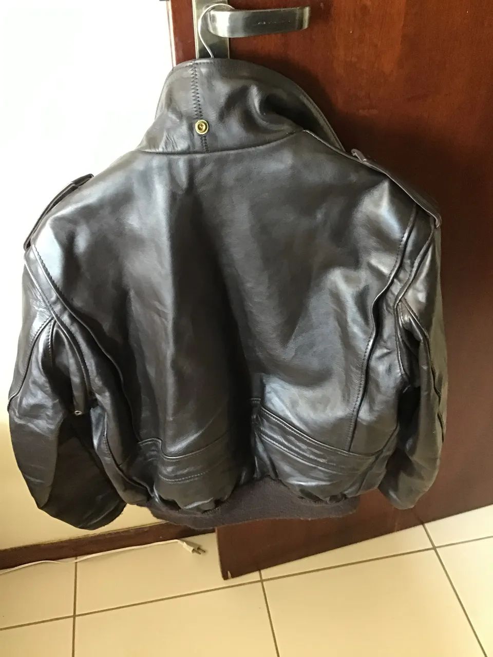 Jaqueta de couro USA - Foto 2