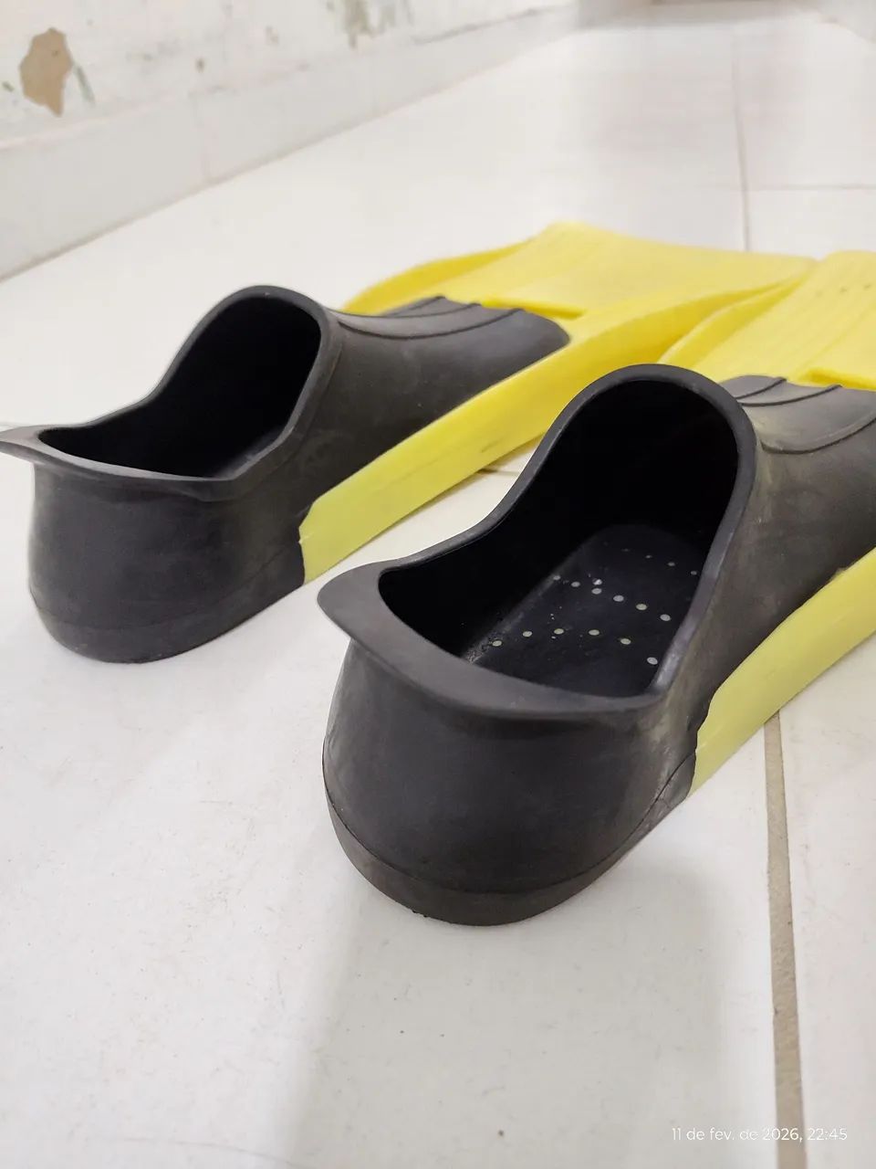 Nadadeira tamanho 38/40 - Foto 3