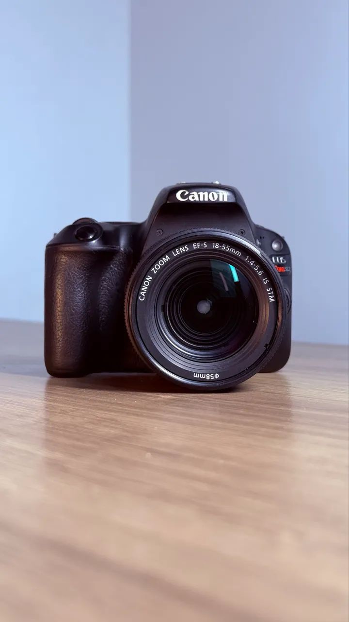 Câmera Canon SL2 