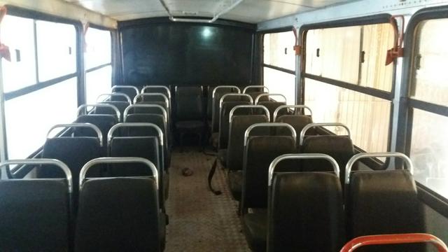 Micro ônibus 29 lugares - Foto 3