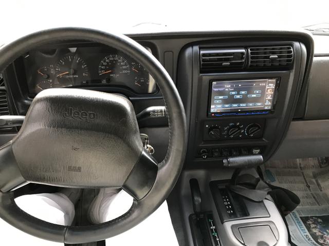Jeep Cherokee Sport Rubicon - XJ - Foto 11