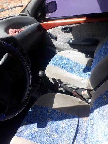 Carro super econômico tem uma muta de 300 reais tem conversar - Foto 3