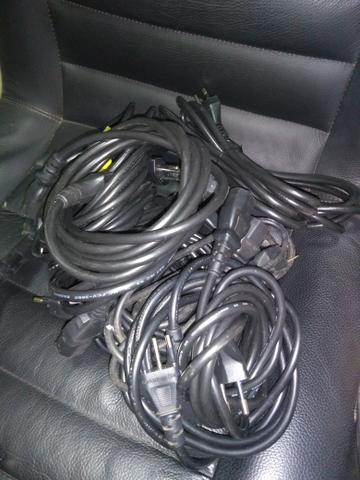 Vendo cabos 3 pinos fonte