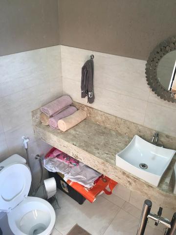 Allmeida Vende Bela Casa no Condomínio Mansões Entre Lagos - Foto 19