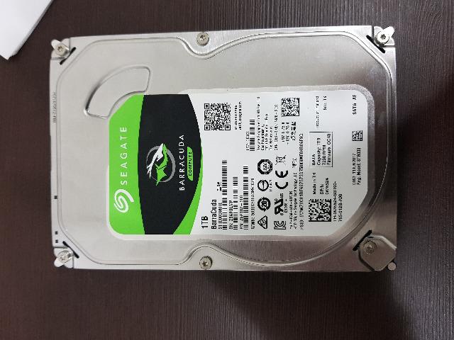HD com 1000GB
