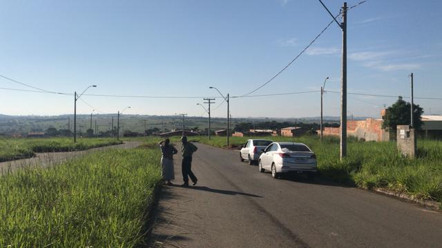 Sem Entrada- lote de 250m2 asfalto e Ganhe um Milheiro de Tijolos !em Senador Canedo - Foto 6