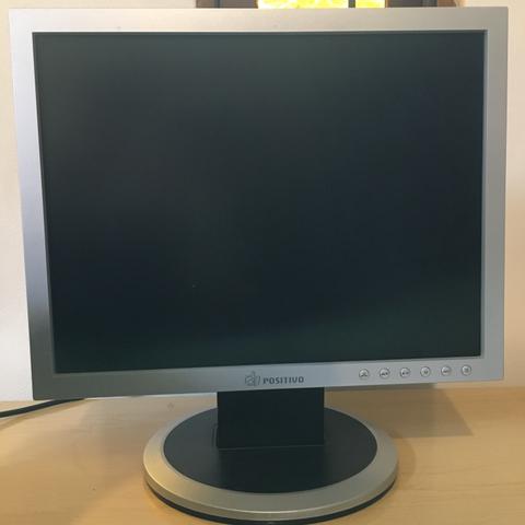 Computador/Desktop Positivo Monitor 15 polegadas