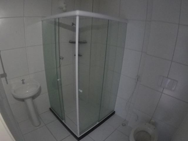 E.R - Apartamento com 2 quartos com quntal perto da praia de Manguinhos - Foto 5