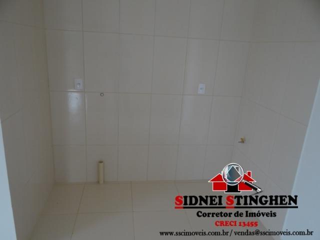 Apartamento 03 dormitórios sendo 01 suíte, pertinho do mar - Foto 13