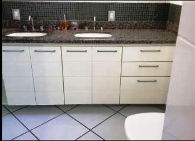 Localização excelente no bairro joão pinheiro,rua cata preta,casa espaçosa arejada,com ilu - Foto 11