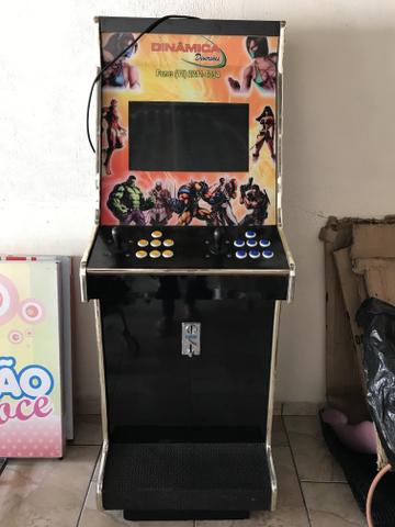 Máquina de jogos
