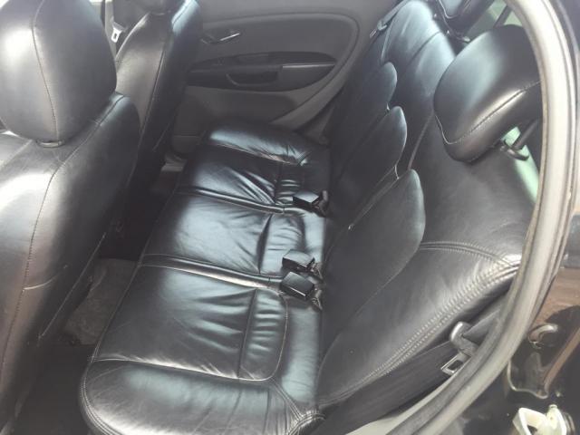 Punto HLX 1.8 Flex 8V 5p - Foto 8