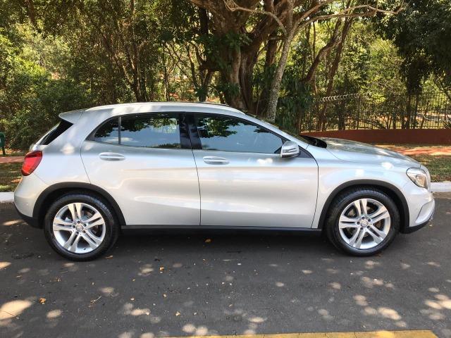 Mercedes Benz - Gla 250 Vision 2.0 Turbo 16V - Automatico - Foto 3