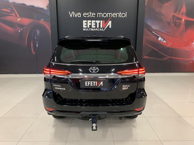 Toyota hilux sw4 srx 2.8 7 lugares, impecável! - Foto 4
