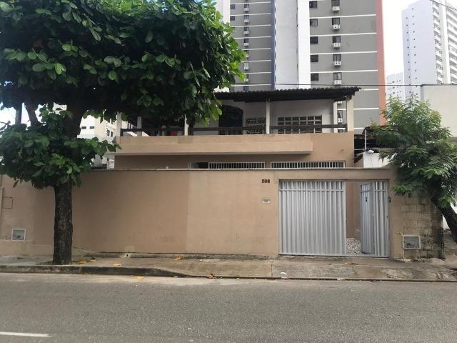 Casa com 4 dormitórios para alugar, 400 m² por R$ 3.500/mês