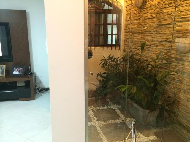 Linda, entrar e morar, 4 quartos, piscina e churrasqueira - Foto 9