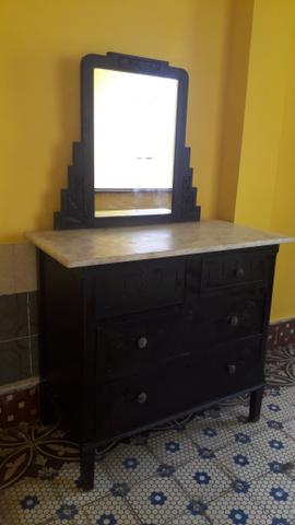 Cômoda (penteadeira) antiga
