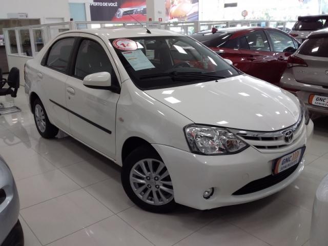 TOYOTA ETIOS 1.5 XLS SEDAN 16V FLEX 4P MANUAL. - Foto 2