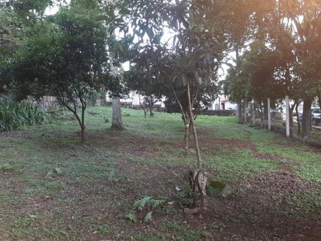Terreno de esquina em condomínio fechado - Foto 2