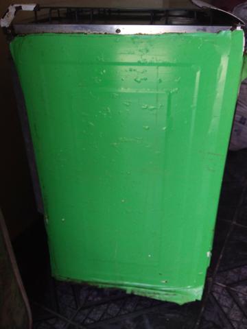 Vendo fogão semi novo funcionando tudo - Foto 2