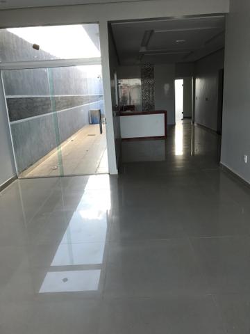 Linda casa de 3 qts, suíte, porcelanato no Setor de Mansões de Sobradinho - Foto 16