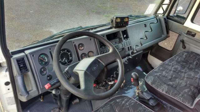 Ford Cargo 1622 truck 6x2 com caçamba Rosseti 10m3 unico dono - Foto 9