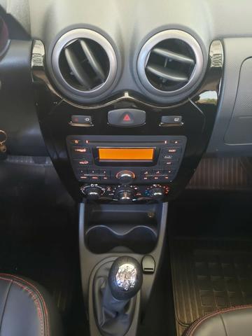 Sandero 20102/2012 - 82.000KM - 27.900,00 - Foto 9